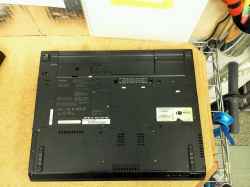 IBM ThinkPad T60. 20077Xの修理-2