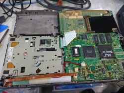 TOSHIBA DynaBook V486Eの旧型PC修理-8