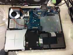 TOSHIBA DYNABOOK/PSJ11N-08G001の旧型PC修理-8