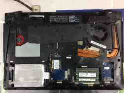 Lenovo ideapad y500の修理の写真