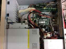 産業用コンピュータ RS0108-AFJC-AAD4の旧型PC修理-4